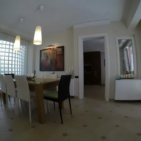 Lidson Villa