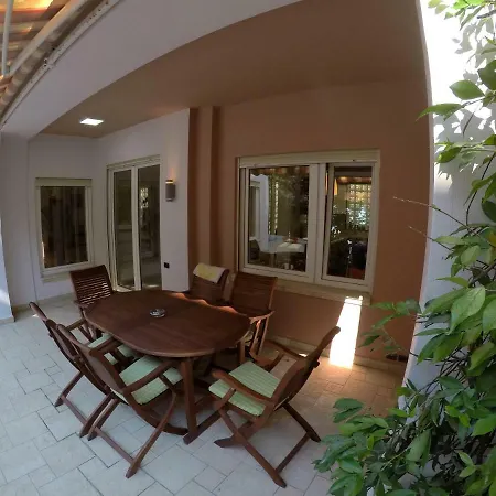 Lidson Villa Golem (Tirana)